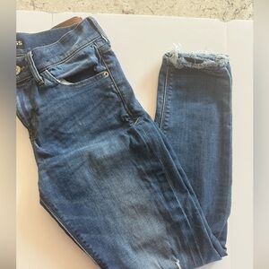 Express Ankle Legging Mid Rise Jean with Frayed Hem